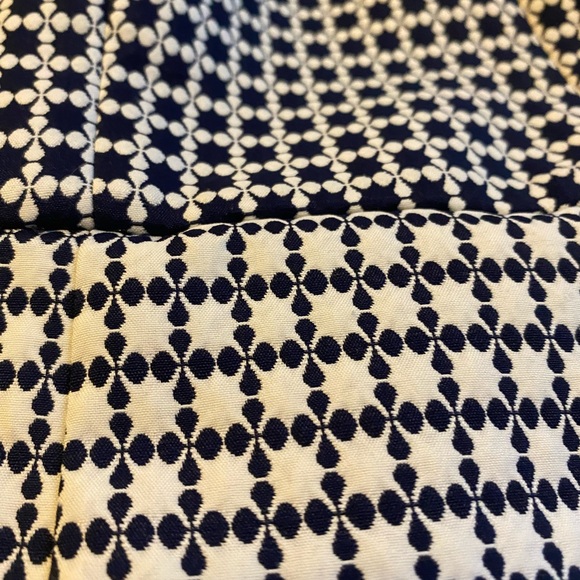 TOMMY HILFIGER- SIZE 8 - Picture 6 of 8